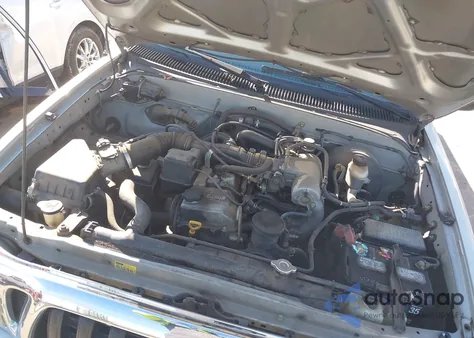 2002 Toyota Tacoma Prerunner из США, поврежденный, VIN 5TEGM92N42Z109449